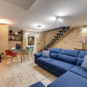  Apartment Oliviero - Piazza Navona