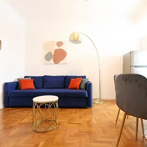  Apartment Re Di - Charme