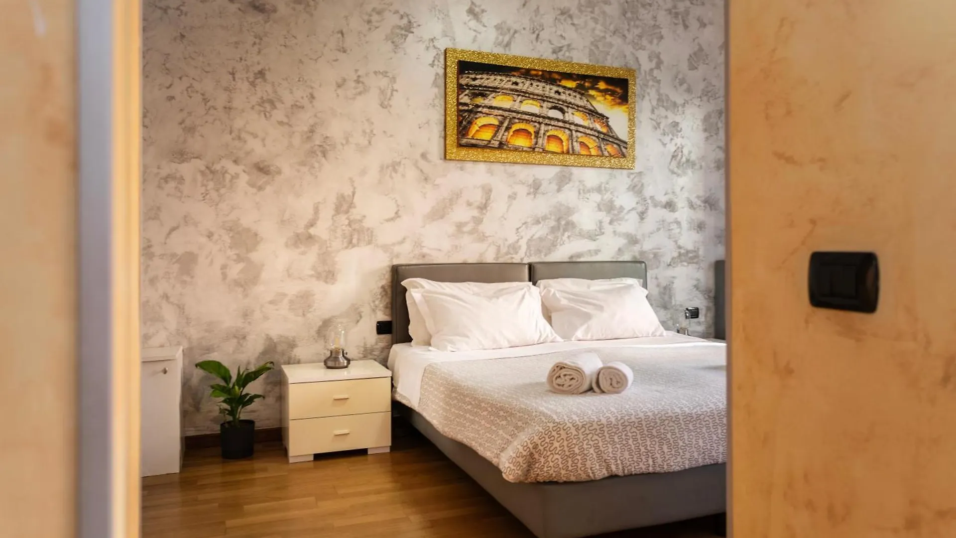 Dulcis In Colosseo Apartments Rome Italy